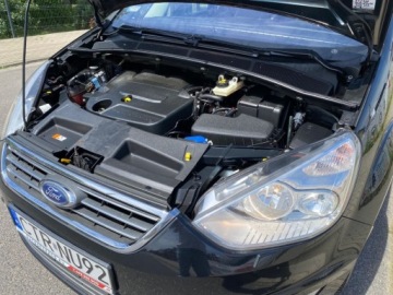 Ford Galaxy III Van Facelifting 2.0 Duratorq TDCi DPF 140KM 2012 Ford Galaxy AUTOMAT POWER SHIFT NAWIGACJA PARKTRONIC GRZANA SZYBA FOTELE 7, zdjęcie 19