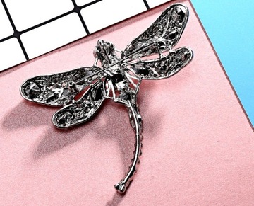 Broszka owad WAŻKA z cyrkoniami pin retro Złota elegancka Przypinka ozdoba