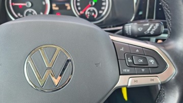 Volkswagen Multivan T7 2022 Volkswagen Multivan 2.0TDI 204KM 4Motion 7os Kamer, zdjęcie 15