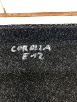 POLIČKA KUFRU TOYOTA COROLLA E12