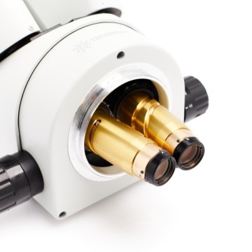 ТРИНОКУЛЯРНЫЙ МИКРОСКОП + ОБЪЕКТИВ 0,5X WD165MM