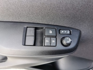 Toyota Yaris IV Hatchback 1.5 Hybrid Dynamic Force 116KM 2023 Toyota Yaris Hybrid 1.5 Comfort IV (2020-) Hybrid, zdjęcie 16