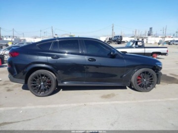 BMW X6 G06 2023 BMW X6 xDrive40i 2023 3.0 Benzyna 335KM, zdjęcie 6