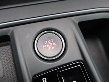 Cupra Leon II Hatchback PHEV 1.4 e-Hybrid 204KM 2021 Cupra Leon 1.4 e-Hybrid, Serwis ASO, Automat, zdjęcie 16