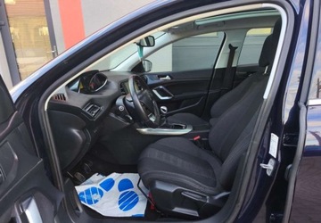 Peugeot 2016 Peugeot 308 Peugeot 308 1.2 PureTech Allure SampS 1.2 Benzyna 130KM, zdjęcie 4