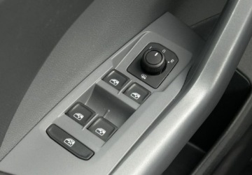 Volkswagen T-Cross SUV 1.0 TSI 110KM 2021 Volkswagen T-Cross Life Pakiet Business, FV 23, Podgrzewane fotele, GPS,, zdjęcie 18