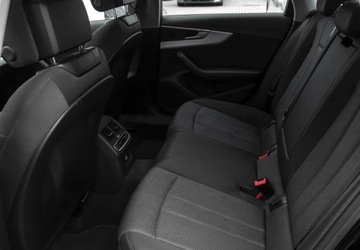 Audi A4 B9 2024 Audi A4 Limousine 2.0TFSI 150KM, S-Tronic, Dach szklany, wirtualny kokpit, zdjęcie 10