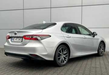 Toyota Camry IX Sedan 2.5 Hybrid Dynamic Force 218KM 2021 Toyota Camry Salon Polska Automat Navi Kamera Led 1 Wlasciciel FV23, zdjęcie 7