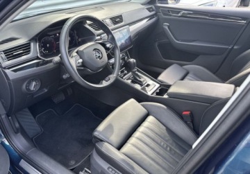 Skoda Superb III Scout 2.0 TSI 280KM 2023 Skoda Superb LK2.0TSI 4x4 280KM DSG Matrix Webasto Hak Panorama Canton Kam, zdjęcie 3