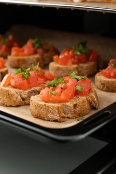 Piekarnik Minipiekarnik elektryczny Kernau KSFO 541 M B 45L Termoobieg