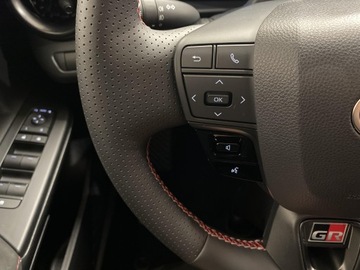 Toyota C-HR II SUV Plug-In 2.0  223KM 2024 Toyota C-HR 2.0 PHEV GR Sport Toyota C-HR 2.0 GR S, zdjęcie 12