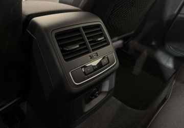 Audi A4 B9 Avant Facelifting 2.0 40 TFSI 204KM 2023 Audi A4 Avant VAT 23 Advanced 40TFSI mHEV 204KM S-tronic 2023 r., salon PL, zdjęcie 17