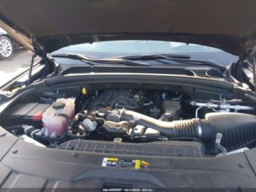 Jeep Grand Cherokee V 2023 Jeep Grand Cherokee 2023 JEEP GRAND CHEROKEE L LIMITED 4X4 3.6 Benzyna, zdjęcie 9