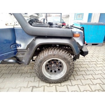 POSIRANI PODBĚH SUZUKI SAMURAI SJ SANTANA 10CM