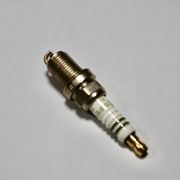 СВЕЧА ЗАЖИГАНИЯ BOSCH 0242235587 FR7DC2