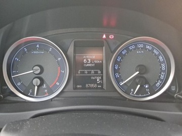 Toyota Auris II Touring Sports Valvematic 130 132KM 2013 Toyota Auris Toyota Auris 1.6, 1.6 Benzyna 132KM, zdjęcie 17