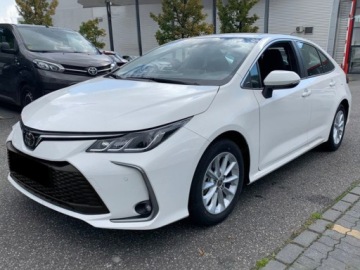 Toyota Corolla XII Sedan Facelifting 1.5 VVT-i 125KM 2024 Od ręki - Comfort 1.5 benzyna 125KM | Podgrzewane fotele!, zdjęcie 1