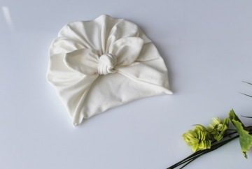 Czapka turban ecru lekka wybór od 36-38 po 44 -46 kokardka