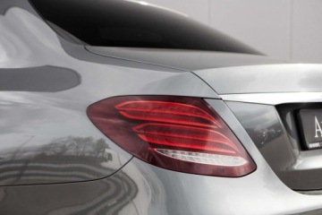 Mercedes Klasa E W213 Limuzyna 2.0 220d 194KM 2019 Mercedes-Benz Klasa E E220d 4 Matic AMG Salon Polska Autotrade Mercedes, zdjęcie 6