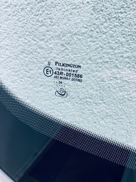 SKLO (OKNO) ČELNÍ SKODA ENYAQ IV 2020- AKUSYKA+KAMERA+SENSOR