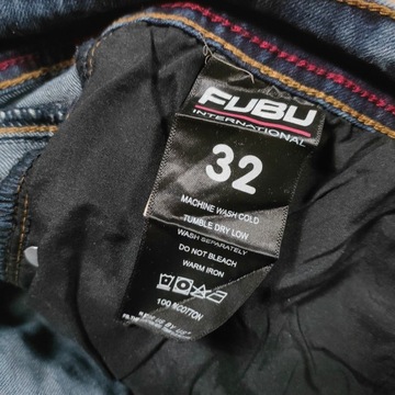 FUBU Spodnie Jeans Slim Tapered Męskie Logowane r. 32