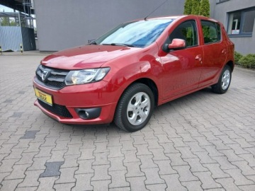 Dacia Sandero II Hatchback 5d TCe  90KM 2014 Dacia Sandero 0.9Tce 90KM Laurente, zdjęcie 2