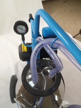 Доильный аппарат для коз, овец, ведерный доильный аппарат, лейка 20л.