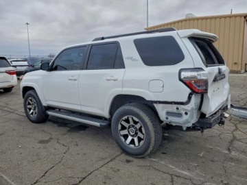 Toyota 2020 Toyota 4-Runner SR5 2020 4.0 Benzyna 270KM, zdjęcie 1