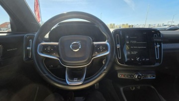Volvo XC40 Crossover 2.0 D4 190KM 2020 Volvo XC 40 biała perła R design AWD, zdjęcie 8