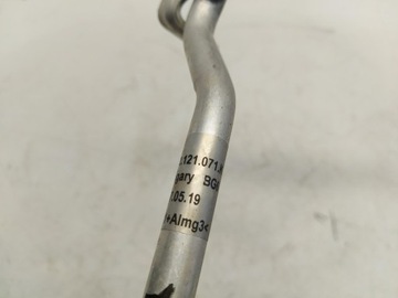 AUDI RS5 8W8 F5 2.9 TFSI PŘÍVOD TRUBKA VODY 8W2121071K