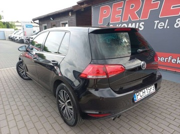 Volkswagen Golf VII Hatchback 3d 2.0 TDI BlueMotion Technology 150KM 2016 Volkswagen Golf Allstar Navi Klimatronik Radar LED 2xPDC 2.0 Diesel 150KM, zdjęcie 4