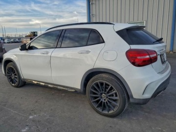 Mercedes GLA I 2019 Mercedes-Benz GLA 2019 MERCEDES-BENZ GLA 250 4MATIC 2.0 Benzyna 208KM, zdjęcie 1