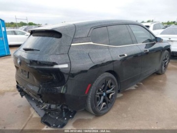 BMW 2023 BMW iX M60, 2023r., 4x4, zdjęcie 2