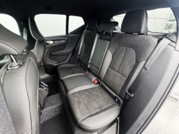 Volvo XC40 Crossover Facelifting 2.0 B3 163KM 2025 Volvo XC 40 B3 Plus Dark | Pixel LED | Harman Kard, zdjęcie 24