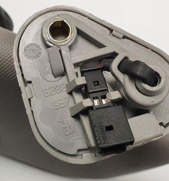 КРЫШКА ПОДСОЛНЕЧНИКА ПРАВЫЙ КОЗЫРНИК ALFA ROMEO GT EU