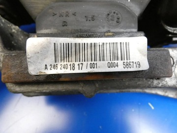 MERCEDES B TŘÍDA W246 A W176 CLA W117 ULOŽENÍ MOTORU UCHYCENÍ DRŽÁKY