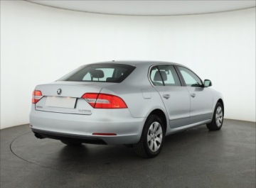Skoda Superb II Sedan Facelifting 2.0 TDI CR DPF 170KM 2014 Skoda Superb 2.0 TDI, Salon Polska, Serwis ASO, zdjęcie 4