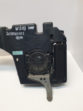 MERCEDES W203 САБВУФЕР 2038203102