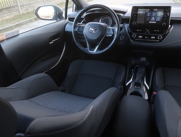 Toyota Corolla XII TS Kombi 1.8 Hybrid 122KM 2022 Toyota Corolla 1.8 Hybrid, Salon Polska, zdjęcie 6