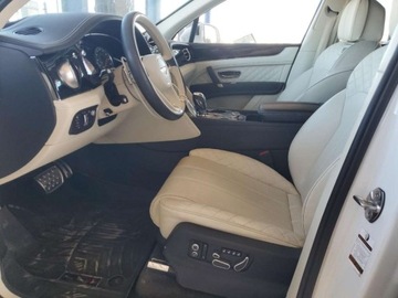 Bentley Bentayga 2018 Bentley Bentayga 2018 6.0l 6.0 Benzyna 600KM, zdjęcie 7