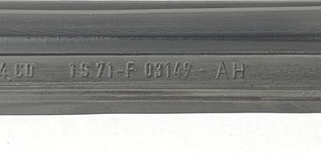 НАКЛАДКА ВЕТРОВОГО СТЕКЛА ПРАВАЯ MONDEO 00-07 _ 1305444 _ 1S71-F03149-AH