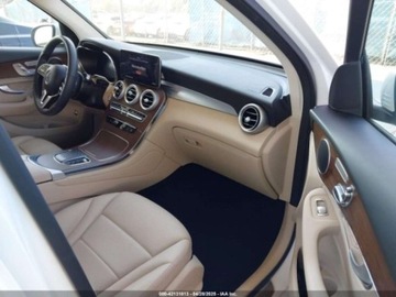 Mercedes GLC C254/X254 2022 Mercedes-Benz GLC 300 Suv 2022 2.0l 2.0 Benzyna 255KM, zdjęcie 9