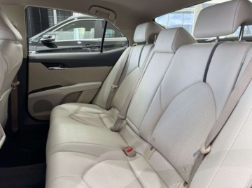 Toyota Camry IX Sedan 2.5 Hybrid Dynamic Force 218KM 2022 Toyota Camry Comfort Kamera cofania CarPlayAndroid Auto LED ACC, zdjęcie 11