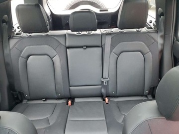 Land Rover Defender IV (L663) 2024 Land Rover Defender 110 X-Dynamic SE 2024 3.0l 3.0 Benzyna 395KM, zdjęcie 10