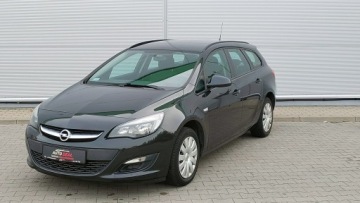 Opel Astra J Sports Tourer Facelifting 1.6 CDTI ecoFLEX 110KM 2015 Opel Astra 1.6D, 110KM, Bezwypadek, zdjęcie 5