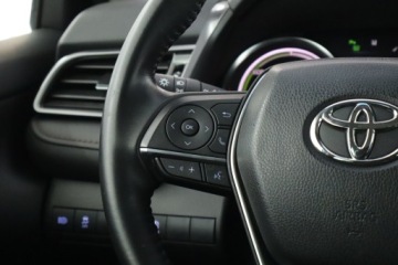 Toyota Camry IX Sedan 2.5 Hybrid Dynamic Force 218KM 2019 Toyota Camry 2.5 Hybrid, Salon Polska, zdjęcie 16