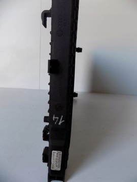AUDI A4 8D0 CHLADIČ VODY - 6084