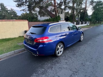 Peugeot 308 II SW 1.2 PureTech 130KM 2017 Peugeot 308 GT-line130KM automat, zdjęcie 3