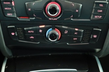 Audi A4 B8 Avant 2.0 TDI 143KM 2009 Audi A4 2.0 TDI, Automat, Klima, Klimatronic, zdjęcie 9