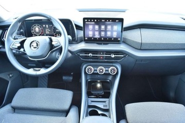 Skoda Kodiaq I SUV Facelifting 1.5 TSI 150KM 2024 Skoda Kodiaq SalonPL 1.5TSI mHEV DSG Selection 19Pakiet Light View VAT23, zdjęcie 9